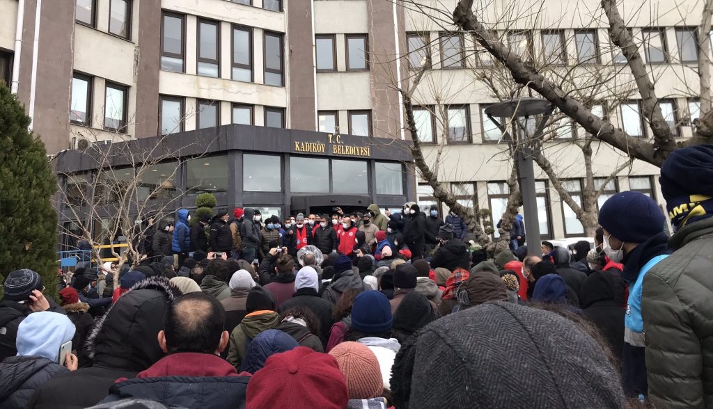 İradeleri hiçe sayılarak grevleri kırılan Kadıköy Belediyesi işçileri: İşçiler bitti demeden bu kavga bitmeyecek!