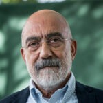Yargıtay’ın tahliye kararı ardından Ahmet Altan serbest bırakıldı
