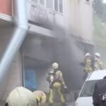 Arnavutköy’de hırdavat deposunda çıkan yangında 4 kişi yaşamını yitirdi