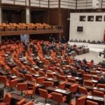 Muhalefetin oylarıyla reddedilip tekrar oylamaya sunulan ‘Güvenlik soruşturması’ Meclis’ten geçti