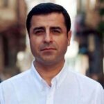 Demirtaş’tan erken seçim çağrısı: “Bu mafya düzeninden bir an önce kurtulmak için her yerde yüksek sesle erken seçim isteyin”