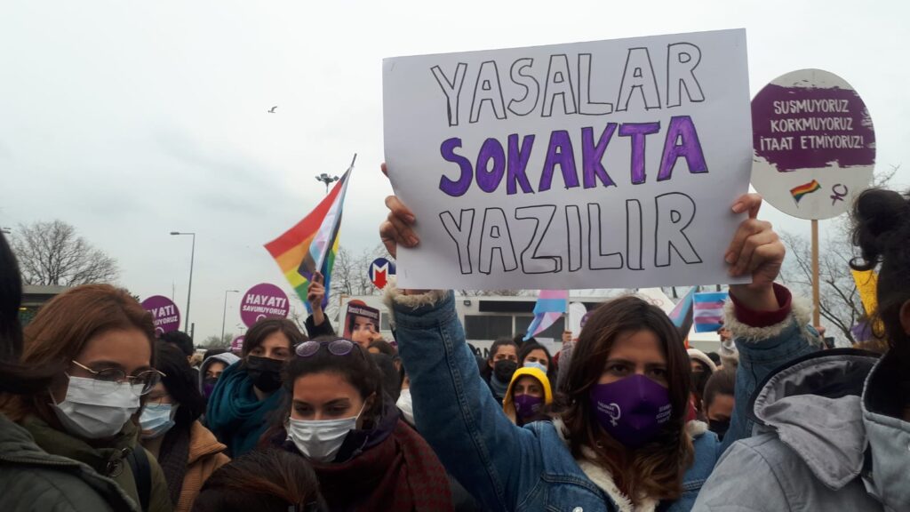 EŞİK: Hayatlarımız ve haklarımız için gözümüz üzerinizde