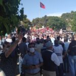 Polisten Deniz Poyraz’ın ailesine tehdit: Bunu yanına bırakmayacağız
