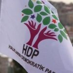 Hakkari’de ev baskınları: HDP’li 4 kadın gözaltına alındı