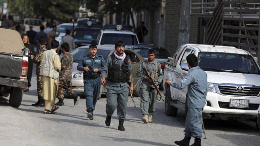 Taliban, Zerenc ve Şibirgan’dan sonra Kunduz vilayetini de ele geçirdi