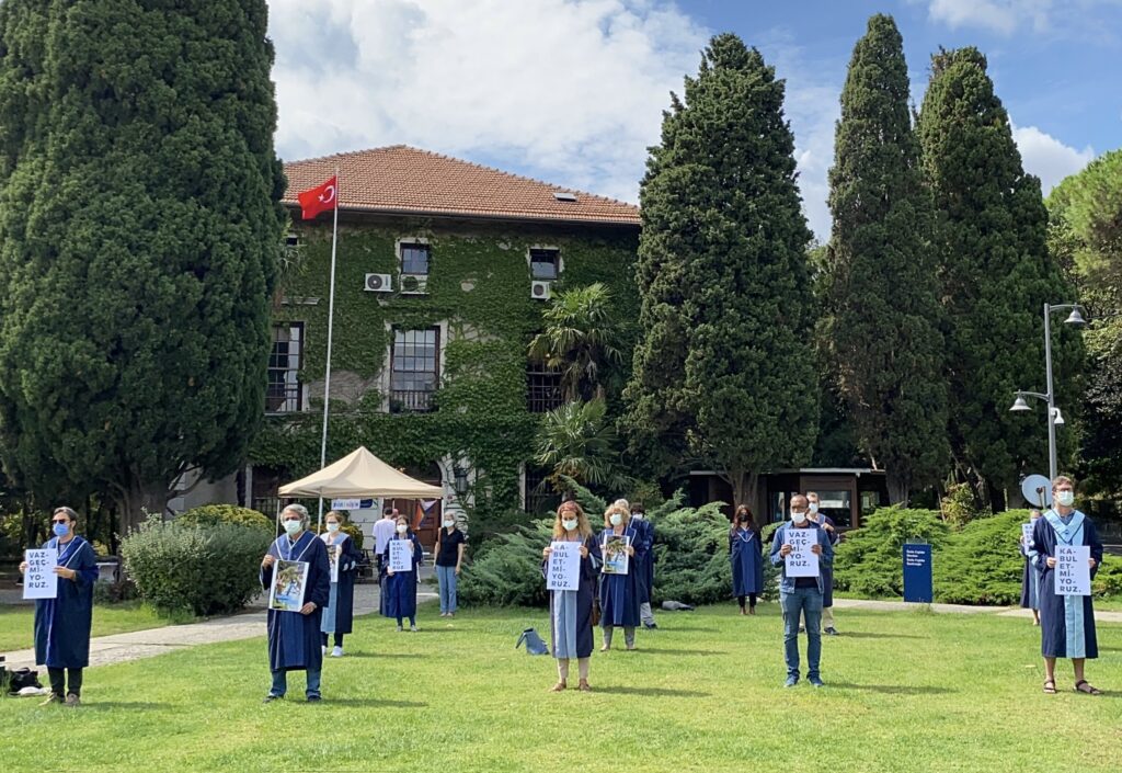 Boğaziçi akademisyenleri 169’uncu kez rektörlüğe sırt döndü