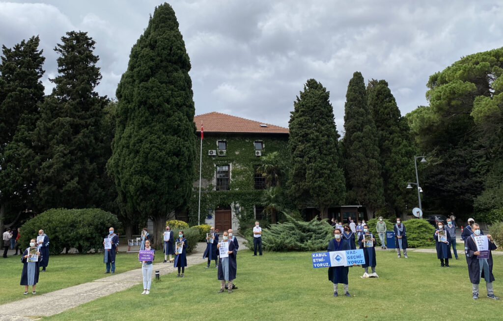 Boğaziçili akademisyenlerin nöbeti 166. gününde