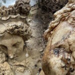 Aizanoi Antik Kenti kazısında ‘Afrodit’ ve ‘Dionysos’ heykel başları bulundu