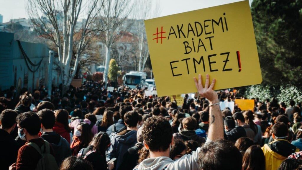 Kayyım rektör Bulu’yu protesto eden Boğaziçi öğrencilerinin davası görüldü