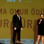 Nur Sürer, ödülünü Ali İsmail Korkmaz’a adadı