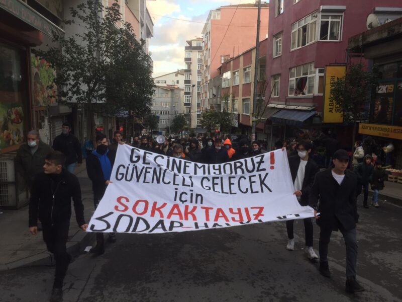 okmeydani gecinemiyoruz guvenceli gelecek icin sokaklardayiz sodap he 16 1 22