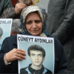 Cumartesi Anneleri, Cüneyt Aydınlar’ın akıbetini sordu