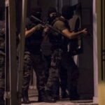 Mersin’de 52 adrese ev baskınları düzenlendi