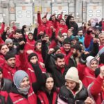 Migros’ta 120 işçiye işten atıldığına dair mesaj geldi, direniş sürüyor