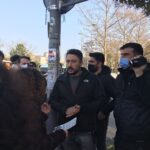 Tutsaklarla Dayanışma İnisiyatifi’nin bildiri dağıtımına saldıran polis 3 kişiyi gözaltına aldı