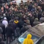 Hakkari’de halk hayat pahalılığına karşı sokağa çıktı