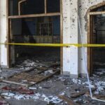 Pakistan’da camiye bombalı saldırı: Çok sayıda kişi yaşamını yitirdi