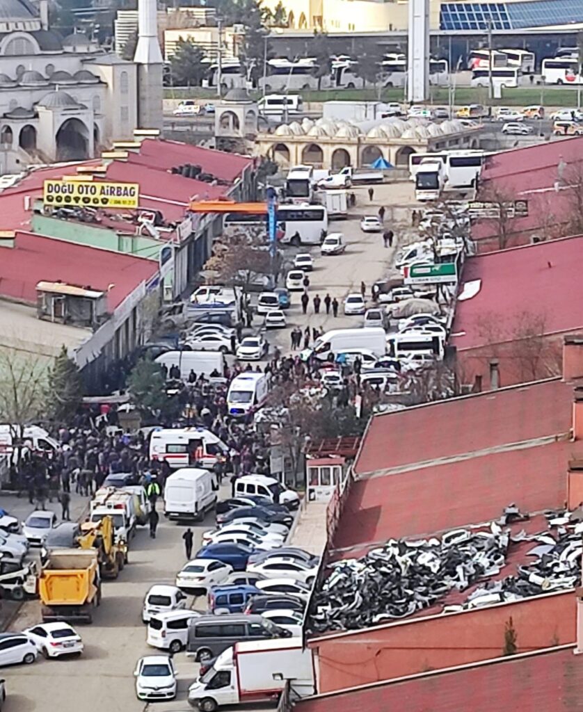 Diyarbakır’da patlama: Ölü ve yaralılar var