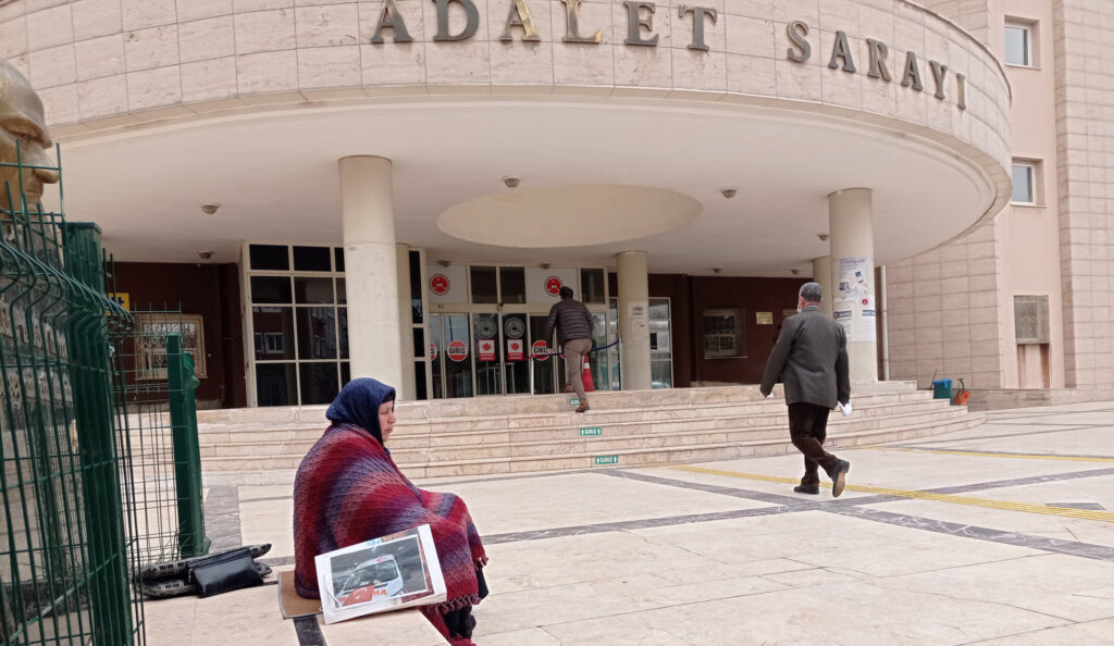 Şenyaşar ailesinden adalet mücadelesinin birinci yılına çağrı