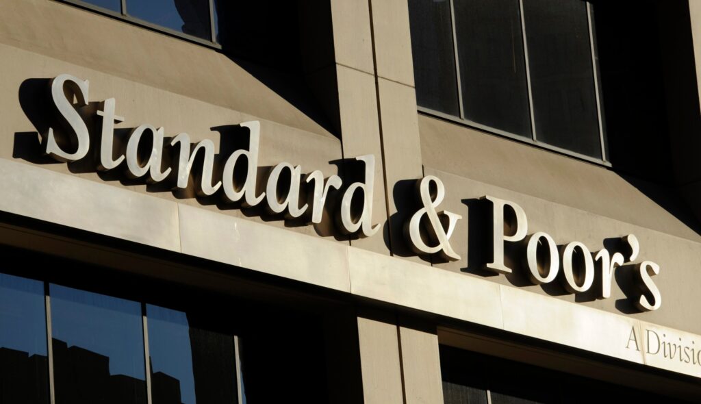 Standard&Poor’s Türkiye’nin kredi notunu düşürdü