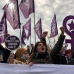 ‘Kadın katliamlarına karşı örgütlenip mücadele etmeliyiz’
