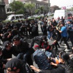 Ermenistan’da hükümet karşıtı protestolar devam ediyor