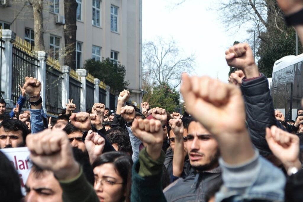 Cıwan Bakış Yazdı: Gençliğin Biricik Gücü Örgütlü Mücadeledir