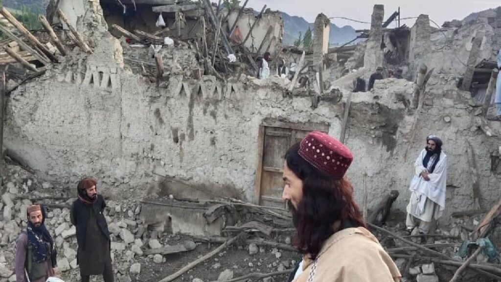 Afganistan’daki depremde hayatını kaybedenlerin sayısı 950’ye yükseldi