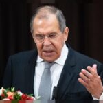 Lavrov: Ukrayna’ya ne kadar çok silah giderse çatışma o kadar uzun sürer