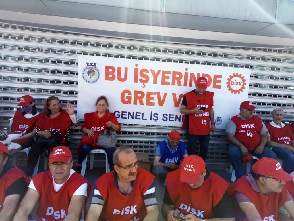 Sarıyer Belediyesi işçileri grevlerinin 2’nci gününde