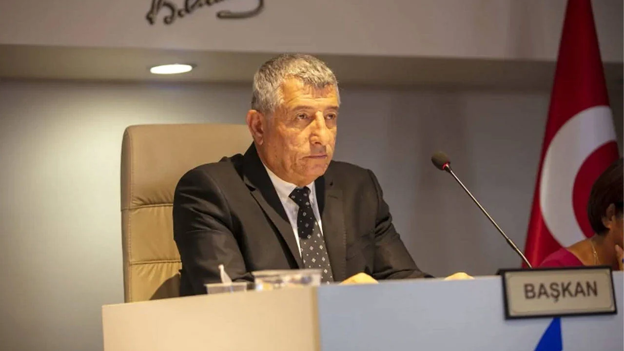 chp li guzelbahce belediyesi ne operasyon baskan mustafa gunay gozaltina alindi