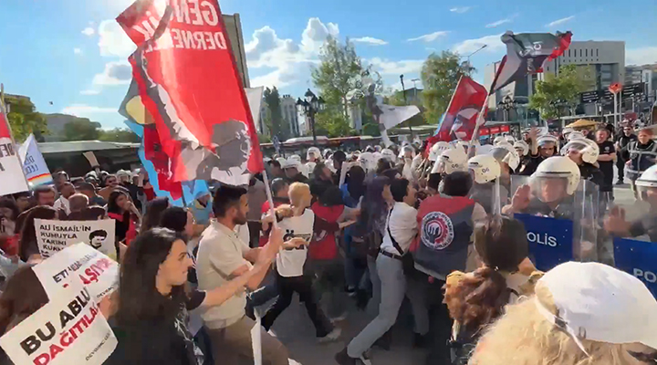 ankarada gezi anmasına polis saldırısı