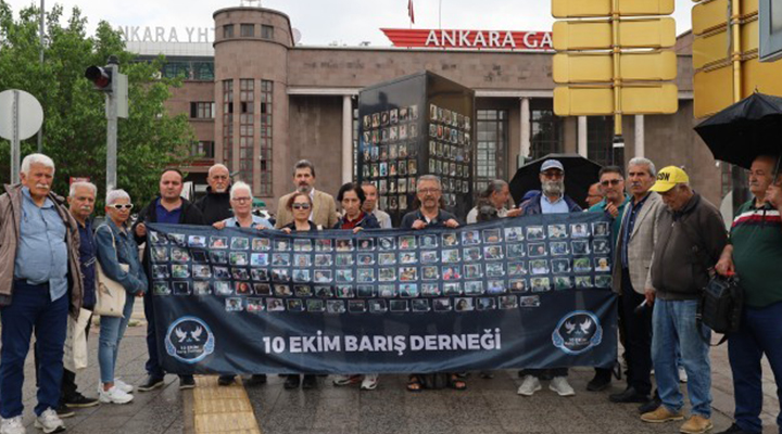 gar katliamı anması